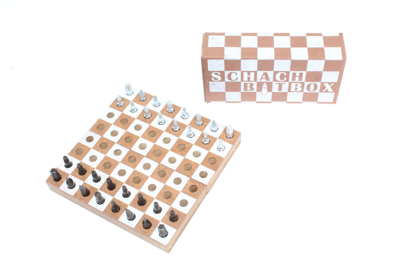 SchachBitBox - Magnetisch, hochwertig, durchdacht 32tlg. Profi Bit Set: Werkzeug-Schach aus deutscher Manufaktur Schrauberbit-Set Schraubendreher Bits Handwerker Geschenkidee